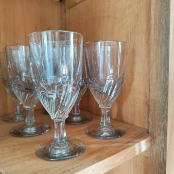 6 oude bubbelabsintglazen beschikbaar voor biedingen
