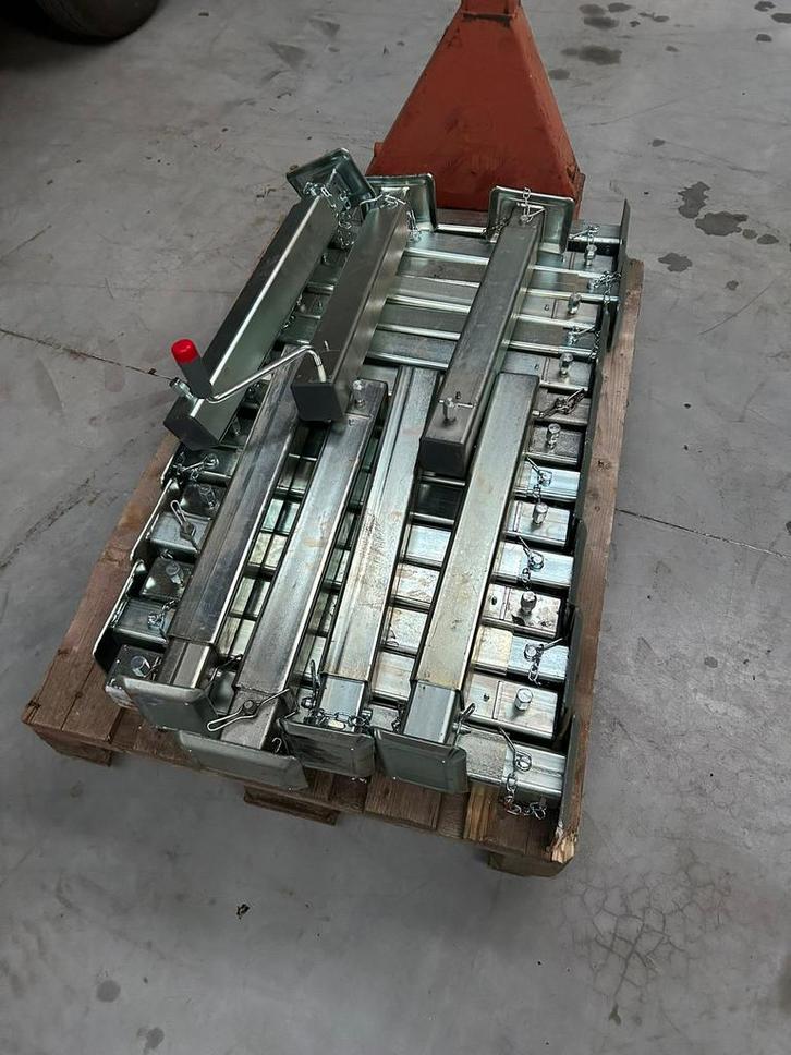 Verstelbare steunpoten voor remorque, Auto diversen, Aanhangwagen-onderdelen, Nieuw, Ophalen