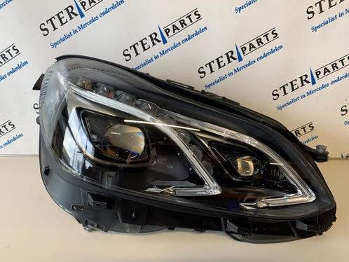 Koplamp rechts van een Mercedes E-Klasse, Auto-onderdelen, Verlichting, Mercedes-Benz, Nieuw, 12 maanden garantie, Ophalen of Verzenden