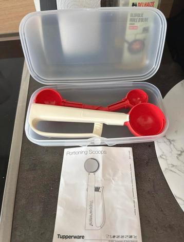 Click en scoop tupperware beschikbaar voor biedingen