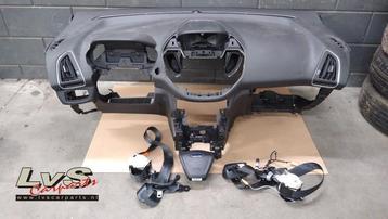 Airbag set + dashboard van een Ford B-Max beschikbaar voor biedingen