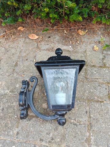 Rustieke vintage wandverlichting voor buiten - lantaarn. Set beschikbaar voor biedingen