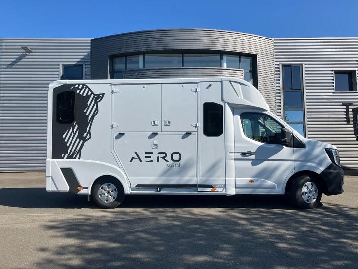 Camionnette pour chevaux - Aero 170CV A LOUER - BRAIVES, Auto diversen, Overige Auto diversen, Ophalen
