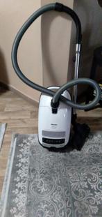 Miele C3 stofzuiger, zeer goede staat, Elektronische apparatuur, Stofzuigers, Ophalen of Verzenden, Stofzuiger