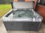 Jacuzzi wellis Palermo 2j oud, Tuin en Terras, Ophalen, Zo goed als nieuw, Afdekzeil