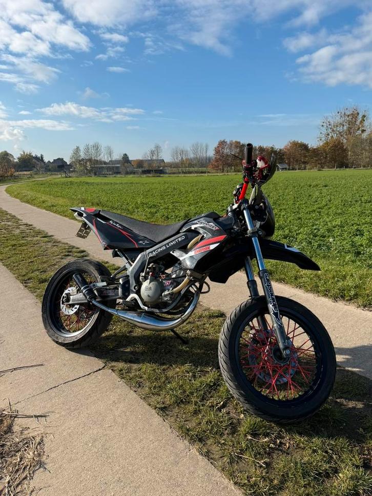 Derbi senda 70 cc airsal 2006 project, Fietsen en Brommers, Brommers | Derbi, Ophalen