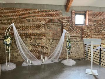 Arche en forme de corne / 2 parties - en metal beschikbaar voor biedingen