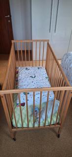 Houten IKEA babybedje, Kinderen en Baby's, Ophalen, Zo goed als nieuw