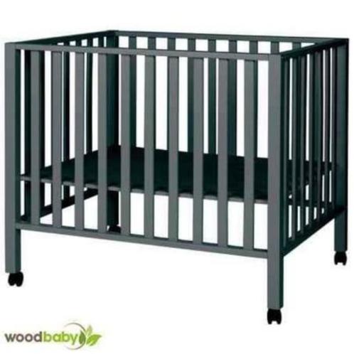 Woodbaby parc Sam moon grey + matelas 8 cm, Enfants & Bébés, Parcs, Comme neuf, Rectangulaire, Réglable en hauteur, Roulettes