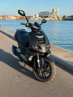 Peugeot speedfight 4 MET HELM, Fietsen en Brommers, Ophalen, Speedfight, Benzine, Klasse B (45 km/u)