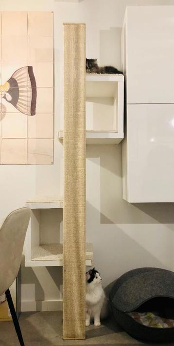 Krabpaal modern catmodul cat tree scratch white  beschikbaar voor biedingen