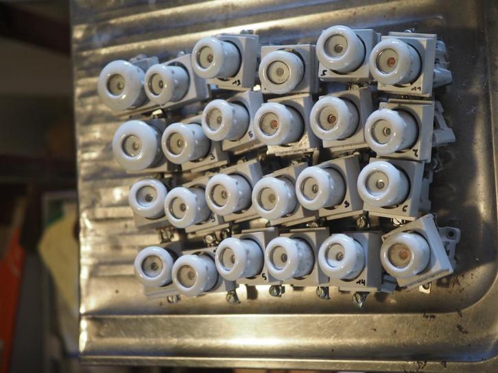 Smeltzekeringen, Doe-het-zelf en Bouw, Elektriciteit en Kabels, Gebruikt, Overige typen, Ophalen of Verzenden