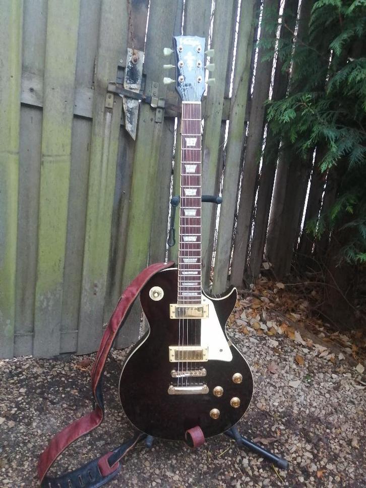 VINTAGE V100M ReIssued (LP „Deluxe”), Muziek en Instrumenten, Snaarinstrumenten | Gitaren | Elektrisch, Zo goed als nieuw, Solid body