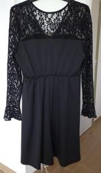 Robe noire à manches longues en dentelle NEUVE ! Taille 44, Vêtements | Femmes, Robes, Enlèvement ou Envoi, Longueur genou, Taille 42/44 (L)