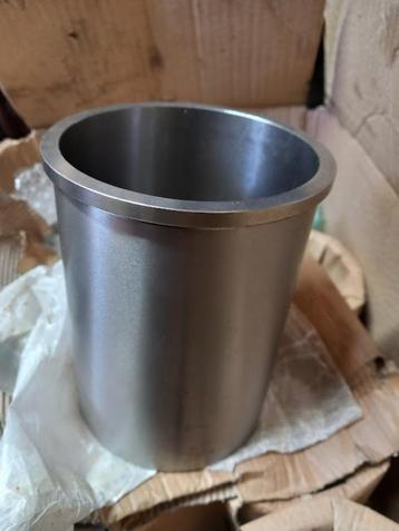 Land Rover cilinderbussen 3.9/4.6 V8 motor Top Hat beschikbaar voor biedingen