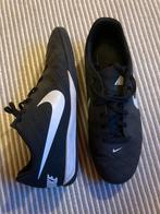 Nike futsal schoenen maat 42, Schoenen, Gebruikt, Ophalen