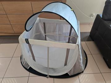 Aeromoov reisbed met zonnescherm.   beschikbaar voor biedingen