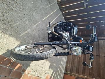 Leonart bobber, Chopper, 2 cylindres, Particulier, 125 cm³