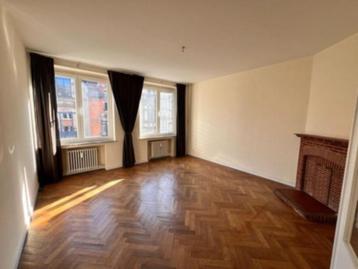 Eiken parket massief 30 m2 (of als stookhout) beschikbaar voor biedingen