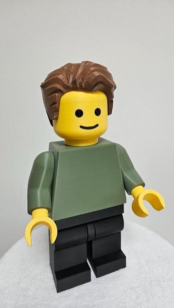 Grote LEGO figuren - zelf samenstellen beschikbaar voor biedingen