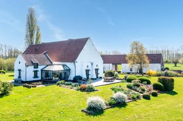 Maison à vendre à Silly, 6 chambres beschikbaar voor biedingen