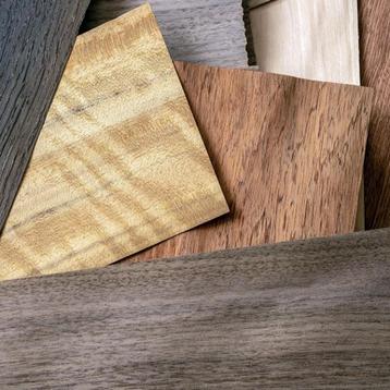 Groot assortiment betaalbaar fineer beschikbaar voor biedingen