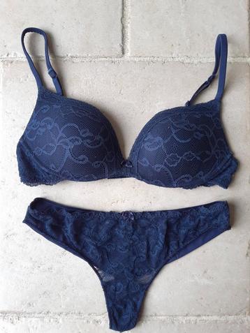 Setje Intimissimi beschikbaar voor biedingen