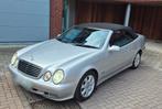 Mercedes CLK 200 kompressor, Autos, Mercedes-Benz, Achat, Cabriolet, Carnet d'entretien, 120 kW