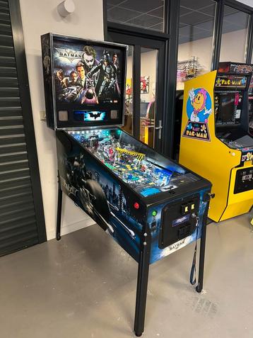 Prachtige flipperkast Stern Batman The Dark Knight Pinball beschikbaar voor biedingen