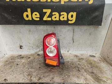 Achterlicht links van een Nissan Micra beschikbaar voor biedingen