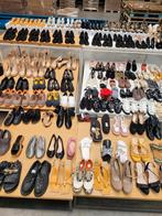 Set van 130 paar nieuwe schoenen., Ophalen, Nieuw, Pumps