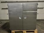 Inox kast, Ophalen