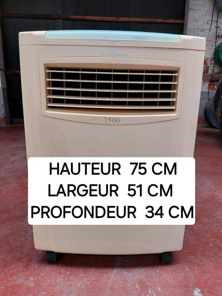CLIMATISEUR 7500 BTU . TRÈS PEU SERVI, Elektronische apparatuur, Airco's, Zo goed als nieuw, Ventileren, Timer, Ophalen
