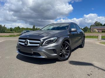 Mercedes-Benz - GLA220d - Automaat - Pano dak - zetelverwarm beschikbaar voor biedingen