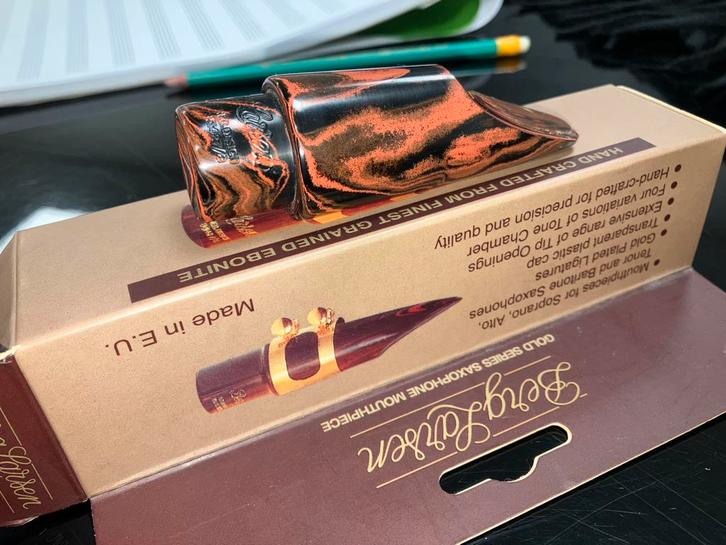 Bec de saxophone alto Berg Larsen, Musique & Instruments, Instruments à vent | Saxophones, Comme neuf, Alto, Enlèvement