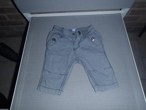 grijze broek maat 50 - baby face, Kinderen en Baby's, Babykleding | Maat 50, Zo goed als nieuw, Jongetje, Broekje, Ophalen