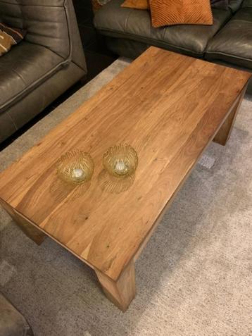 Houten salontafel stevig (teak look)