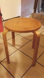 TABOURET EN BOIS, Maison & Meubles, Tabourets, Bois, Enlèvement