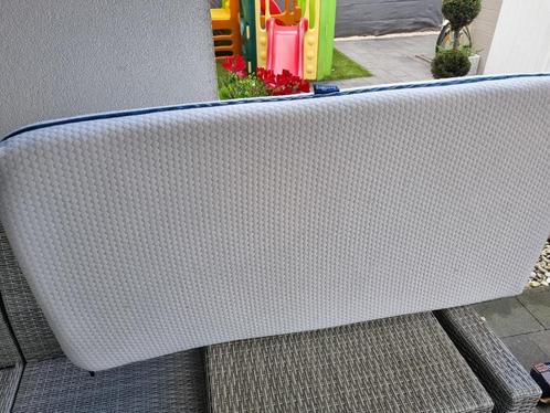 Aerosleep baby matras + 2 aerosleep toppers en 3 hoeslakens, Kinderen en Baby's, Kinderkamer | Bedden, Gebruikt, Minder dan 140 cm