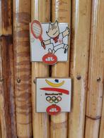 Twee vintage pins van de Olympische Spelen Barcelona 1992, Ophalen of Verzenden, Gebruikt, Sport, Speldje of Pin