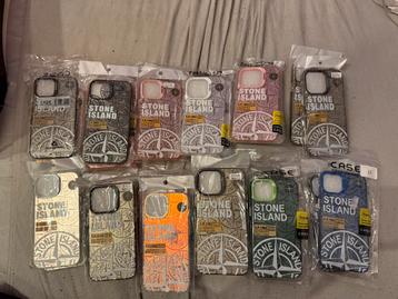 Cover stone island beschikbaar voor biedingen