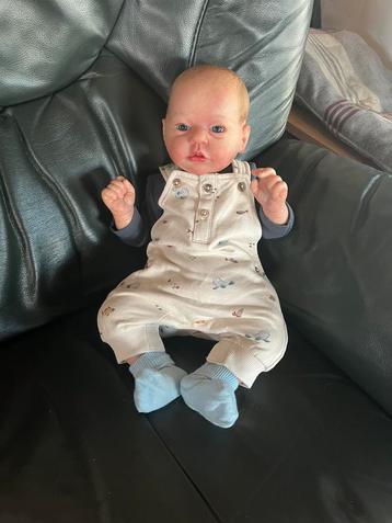 Reborn baby beschikbaar voor biedingen