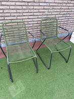 Prenuptia tuinstoelen, Enlèvement, Comme neuf