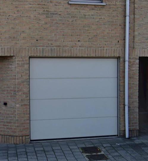 sectionaalpoort met Sommer motor, Auto diversen, Autostaanplaatsen en Garages