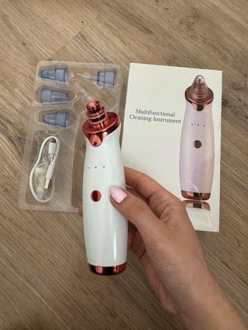 Multifunctionele gezichtsreiniger – Blackhead Vacuum Cleaner beschikbaar voor biedingen