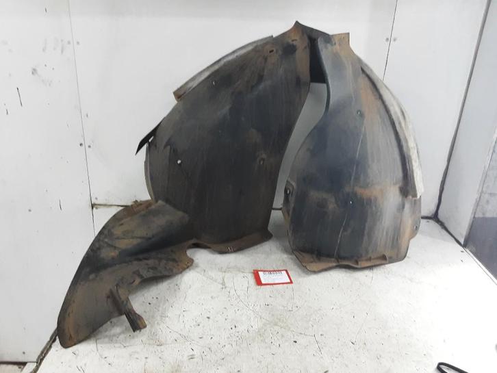 BINNENSPATSCHERM RECHTS VOOR Volkswagen Tiguan (5N1 / 2), Auto-onderdelen, Carrosserie, Spatbord, Volkswagen, Voor, Rechts, Gebruikt