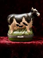 Prachtig porseleinen pillendoosje koe 8 cm x 8 cm, Ophalen of Verzenden