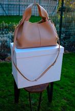 Polène Numéro Neuf - Textured Beige 04/2024, Bijoux, Sacs & Beauté, Enlèvement ou Envoi, Beige