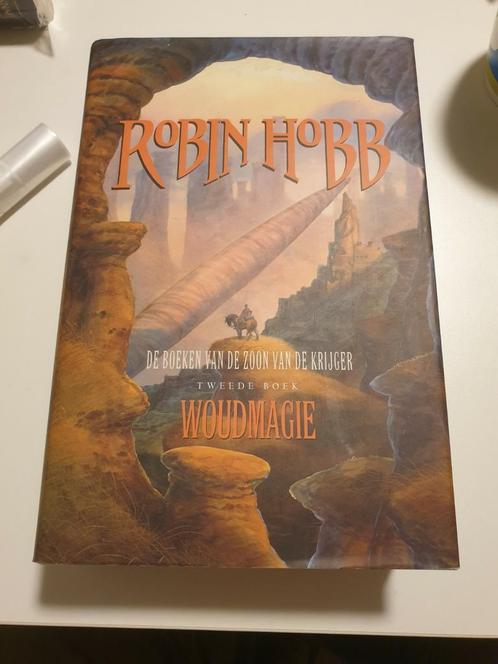Robin Hobb - Woudmagie Boek 2 Zoon vd Krijger, Livres, Fantastique, Comme neuf, Enlèvement ou Envoi