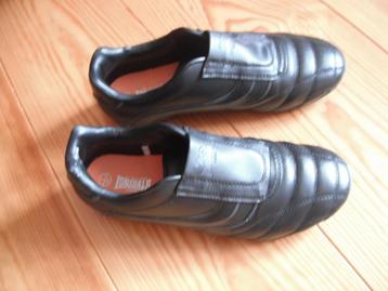 Lonsdale Sneakers voor traditionele Chinese sporten beschikbaar voor biedingen